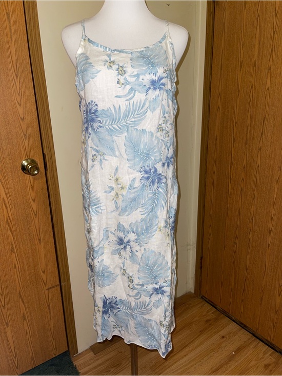 Lungo L’Arno Dresses & Skirts - Light Blue Floral Midi Slip Dress - Women